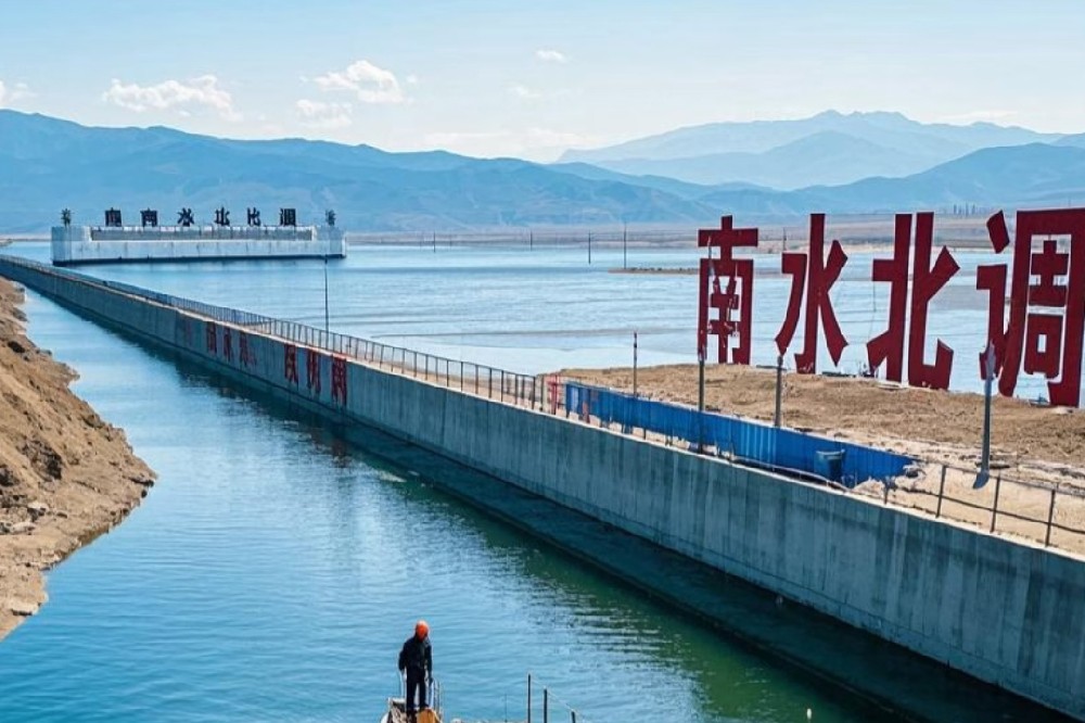 郑州2026年世界杯官网助力南水北调建设，共筑清水北送民生工程